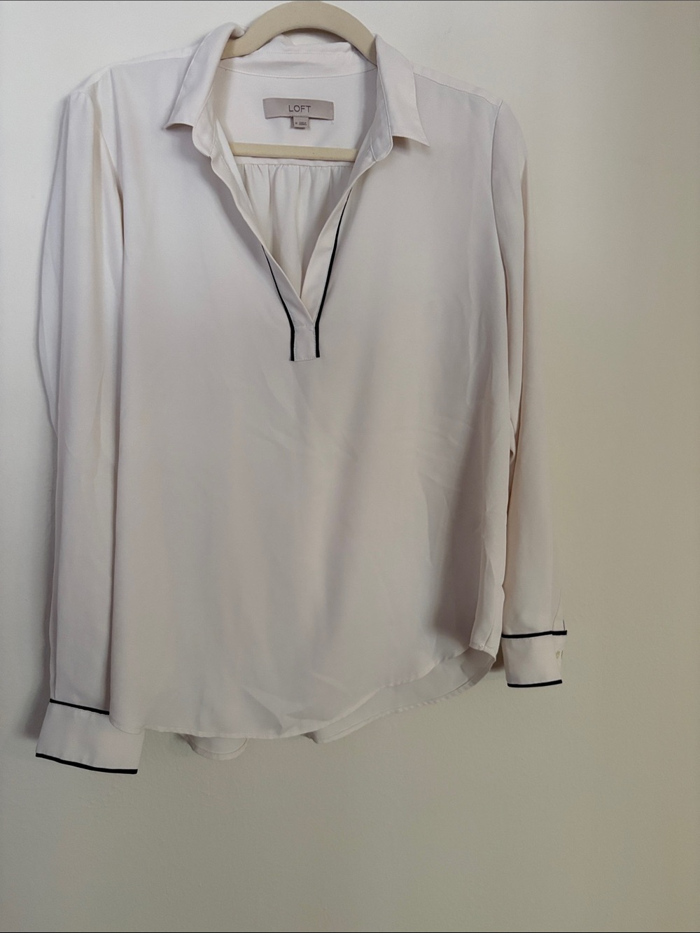 LOFT Cream Long-Sleeve Collared V-Neck Blouse with Black Piping